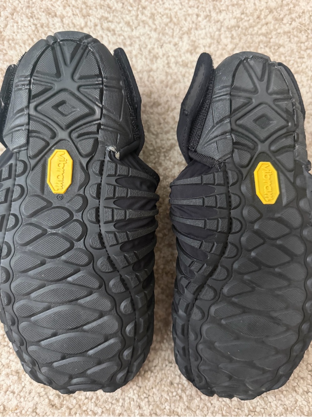 Vibram Black Sneakers with Yellow Insole - Picture 4 of 6
